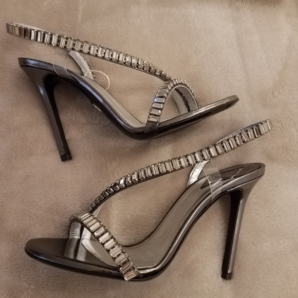 Aperlai Shoes - Aperlai embellished sandals - Size 6